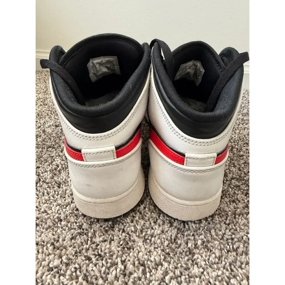 Nike Air Jordan 1 Mid Chile red/black youth size 7